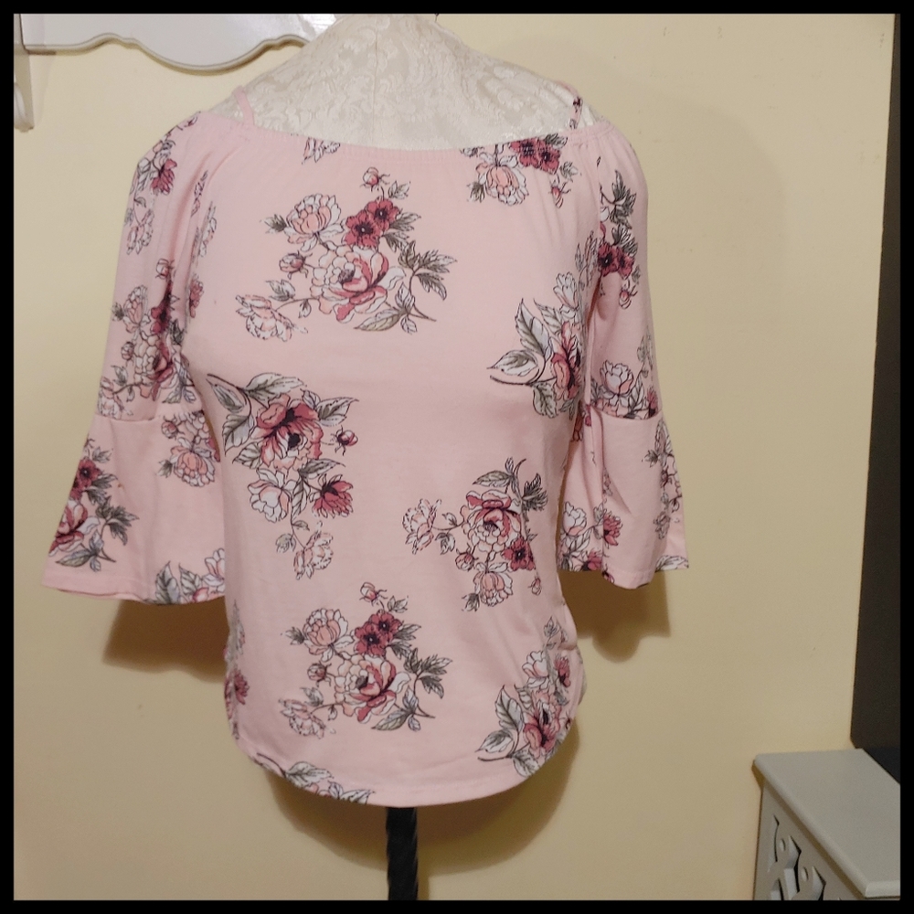 3 for $10 - No Boundaries Pink Floral Off Shoulder Top XS